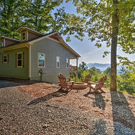 Hiawassee Home With Views Less Than 1 Mi To Lake Chatuge